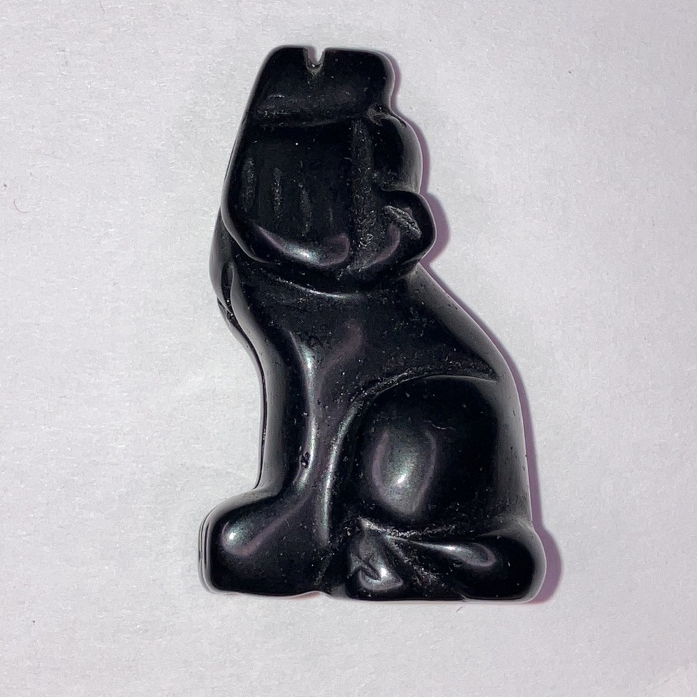 NWT Natural Black Obsidian Crystal Carved Wolf Healing Quartz Rock Palm Stone